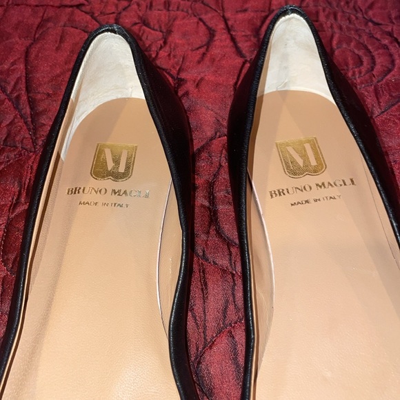 Bruno Magli Black Leather Bow Ballet Flat Women’s SZ 38 1/2 - Picture 2 of 5